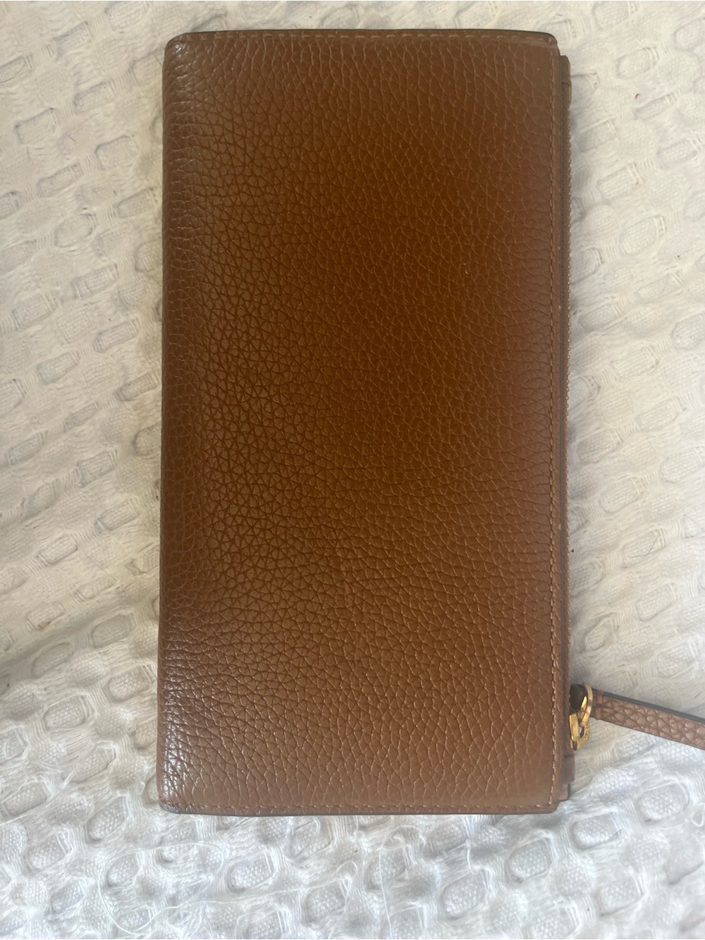 Tory Burch Chestnut Pebbled Leather Continental Wallet with Gold Logo - Picture 2 of 5